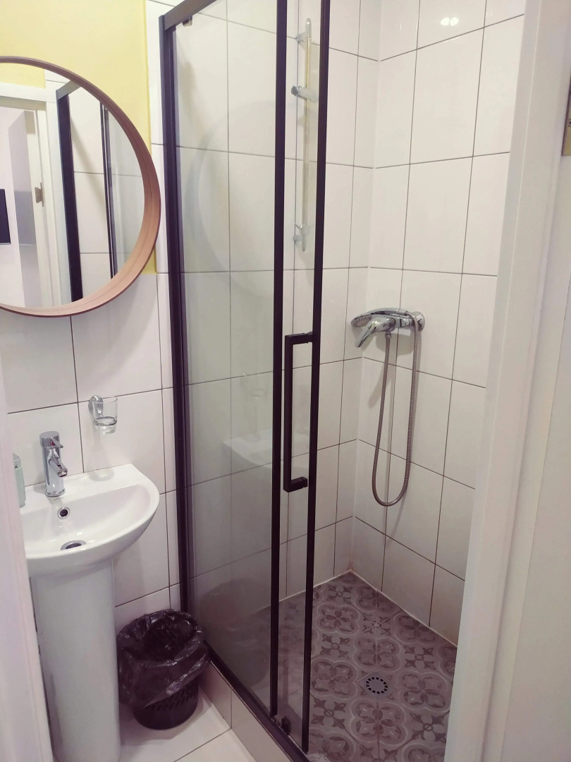 Отель Крона