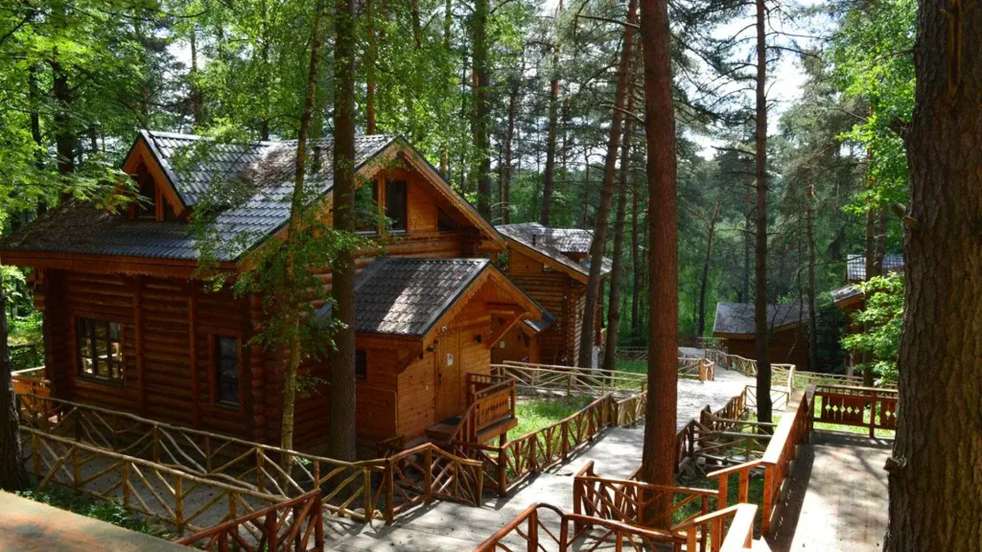 Парк-Отель Нара Эстейт