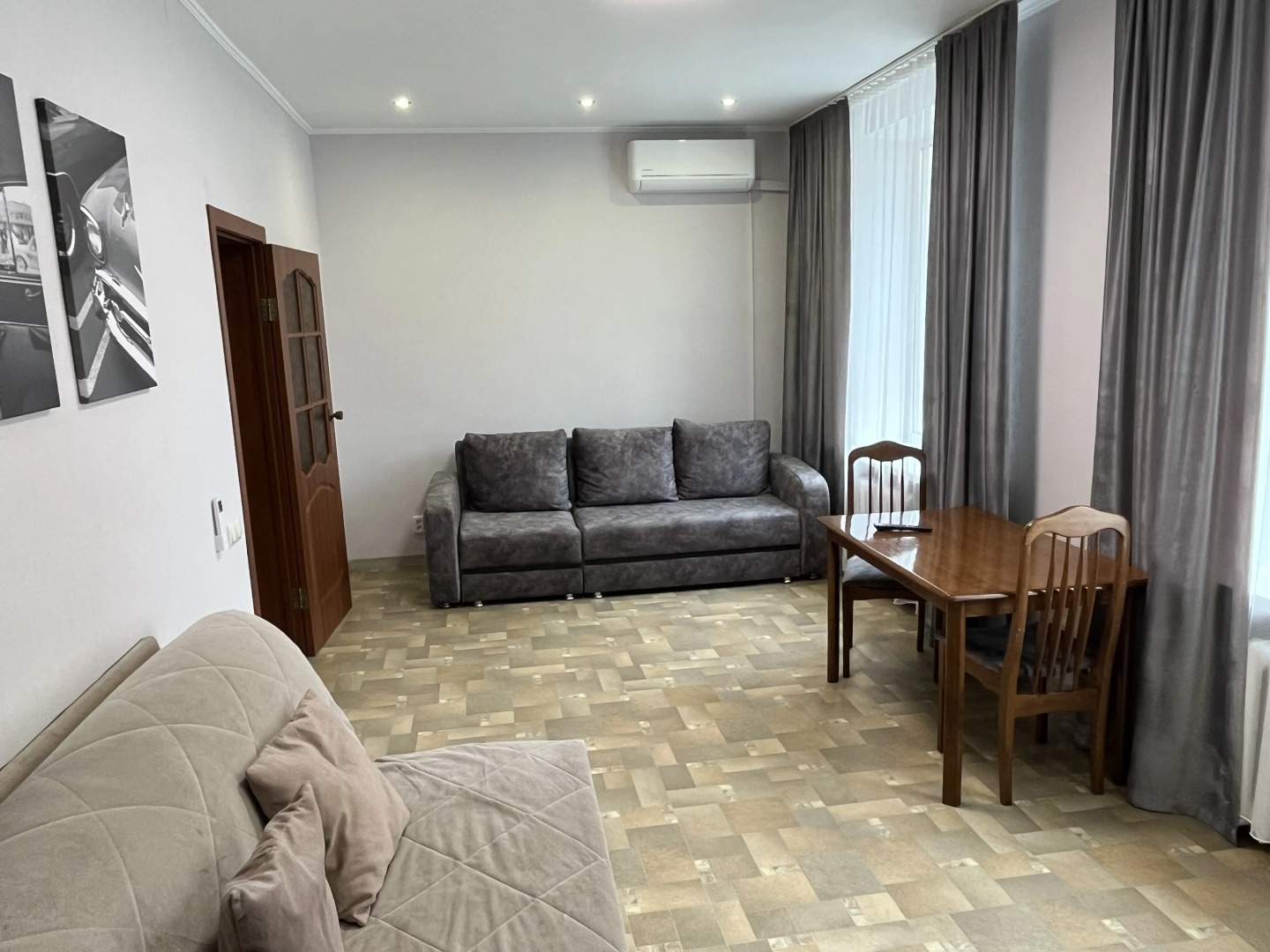 Апартаменты Глинки 10