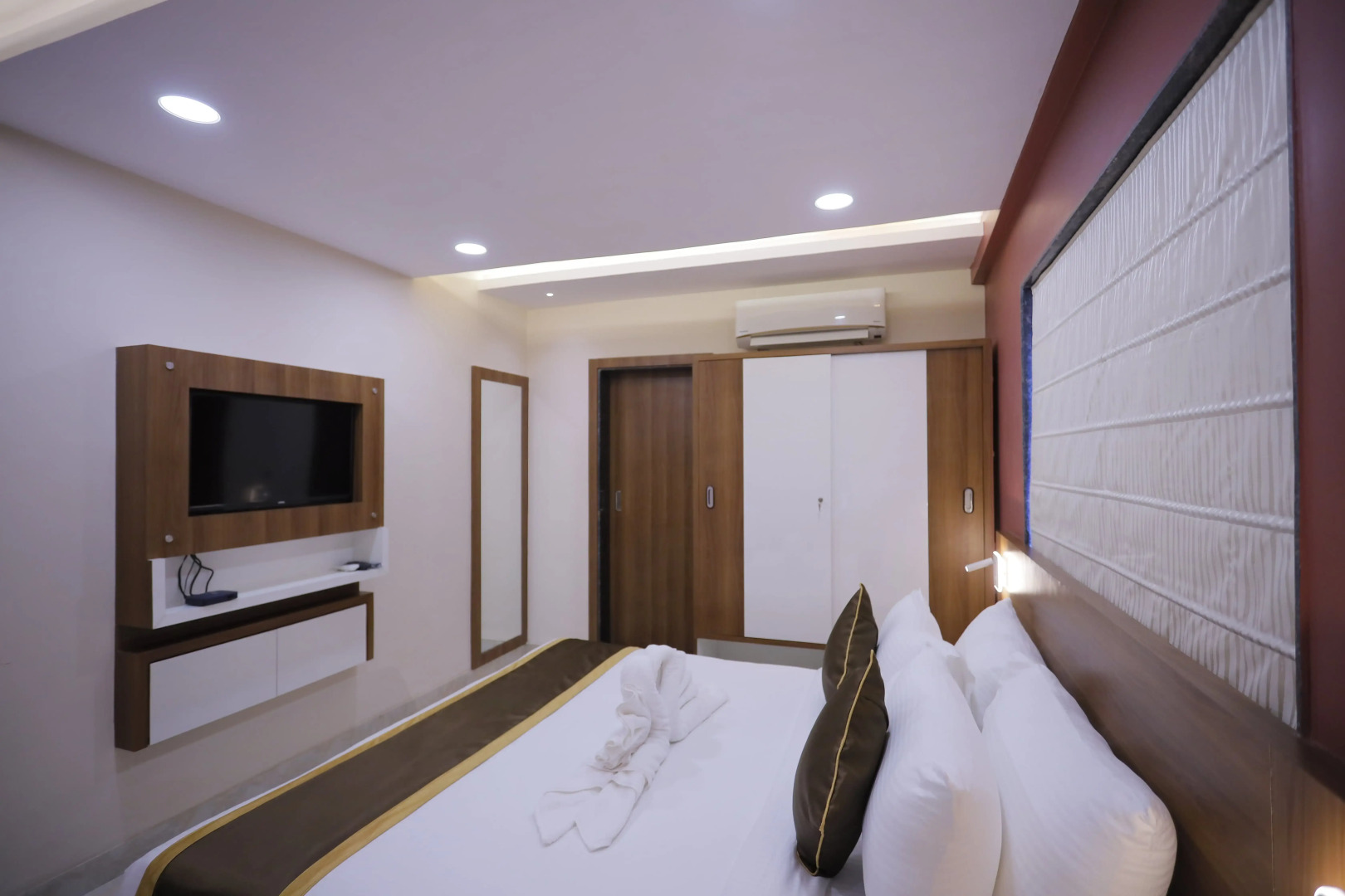 Отель The Avenue Ballygunge