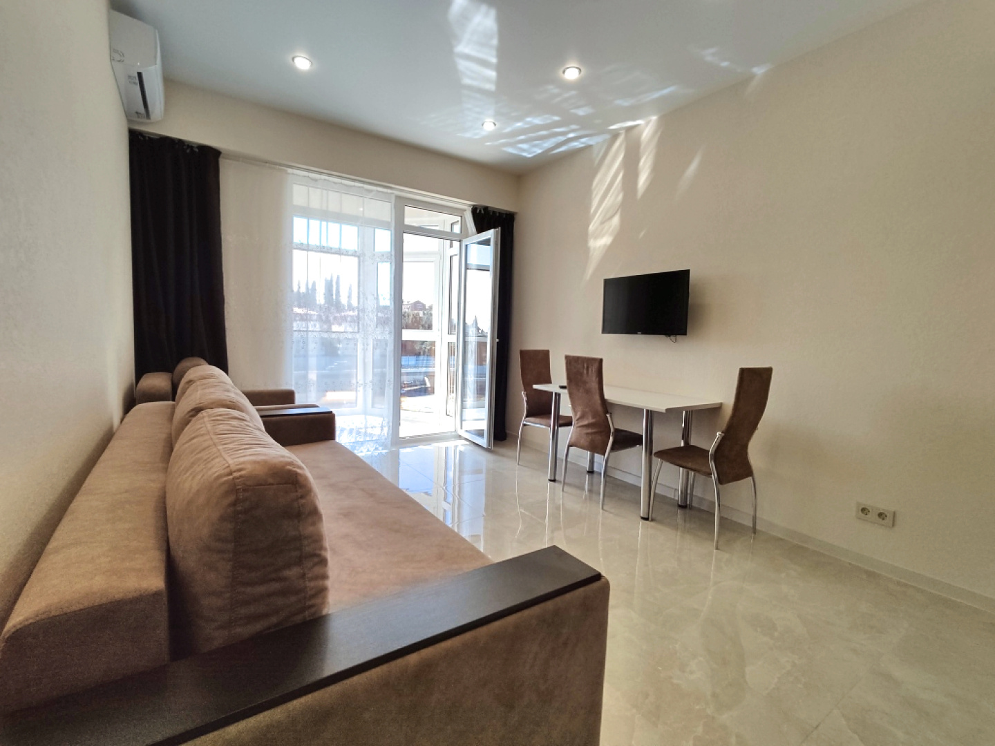Апартаменты Студия на Донской 108А/1