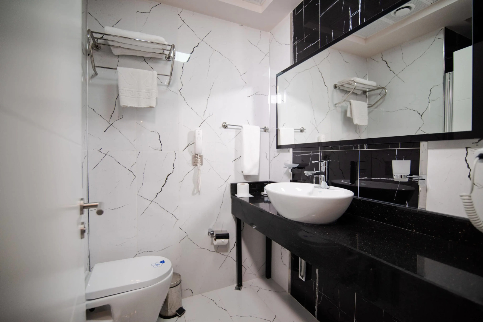 Отель Grand Hotel & Convention Center Karaman