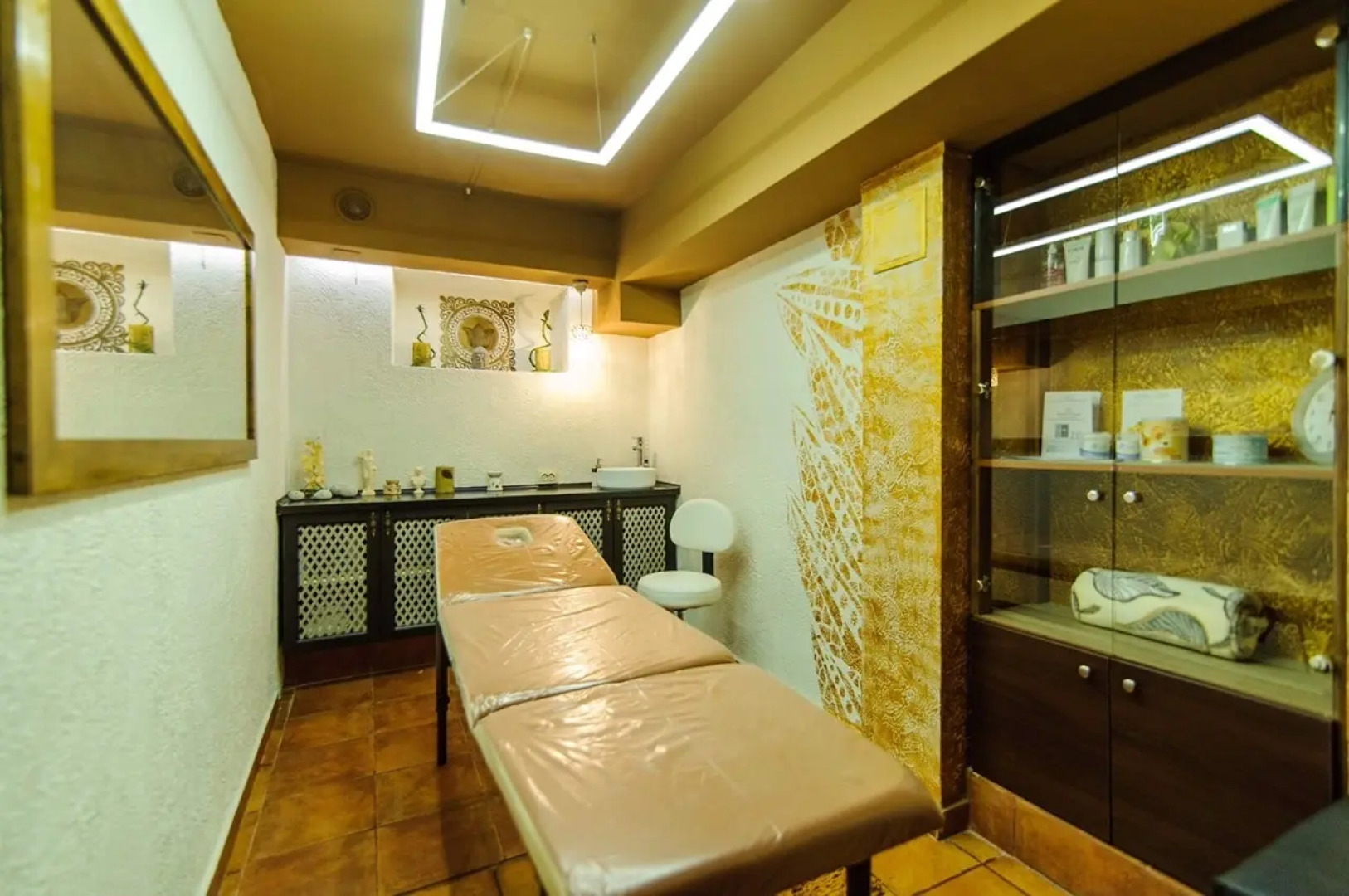 Отель Tulip Residence & Spa