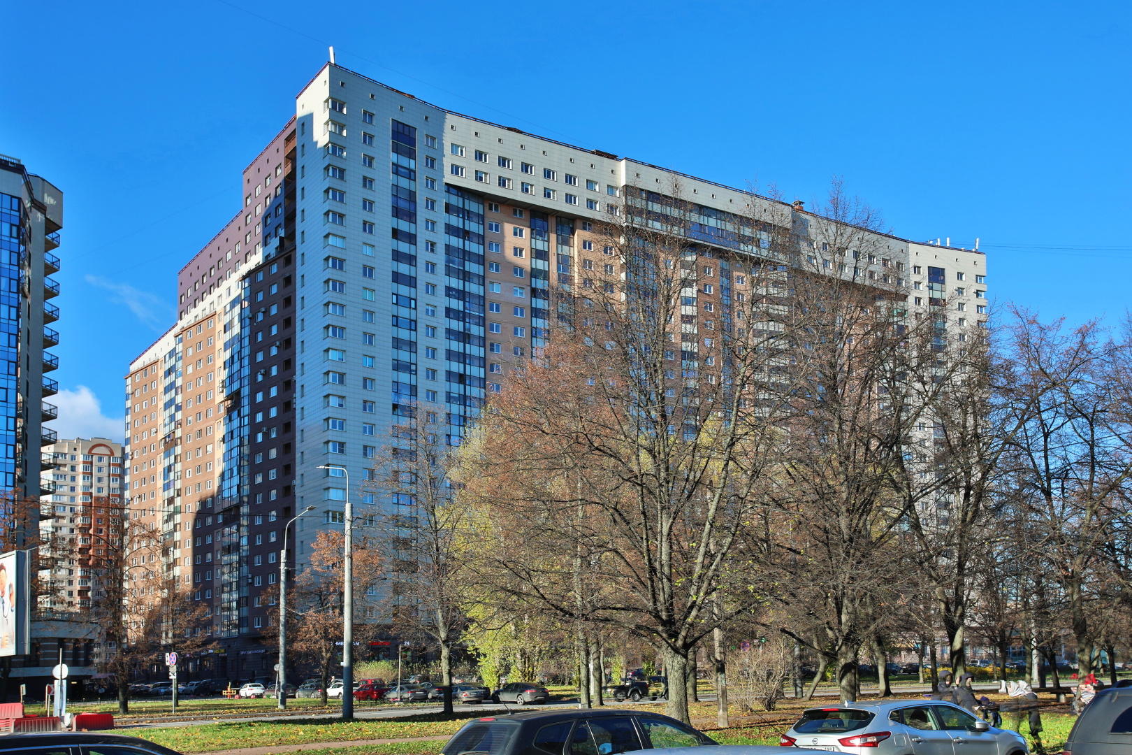 Апартаменты на проспекте Космонавтов 61