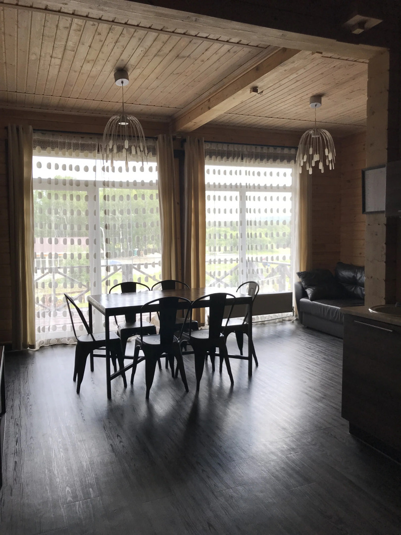 Шестиместные апартаменты с двумя отдельными спальнями | СОЛНЕЧНАЯ ДОЛИНА