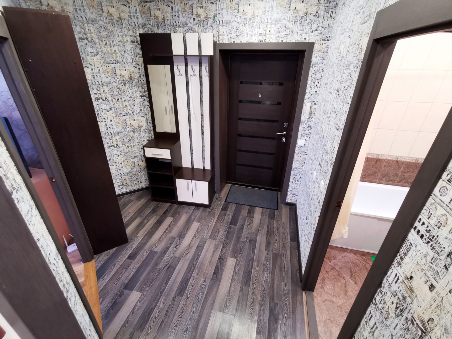 Квартира с балконом