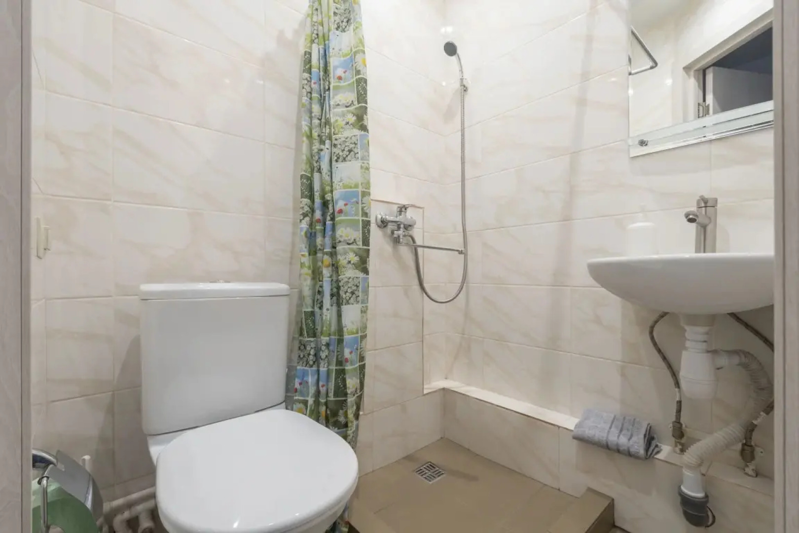 Квартира в 6-ти Мин от Метро Москва/Люберцы 1