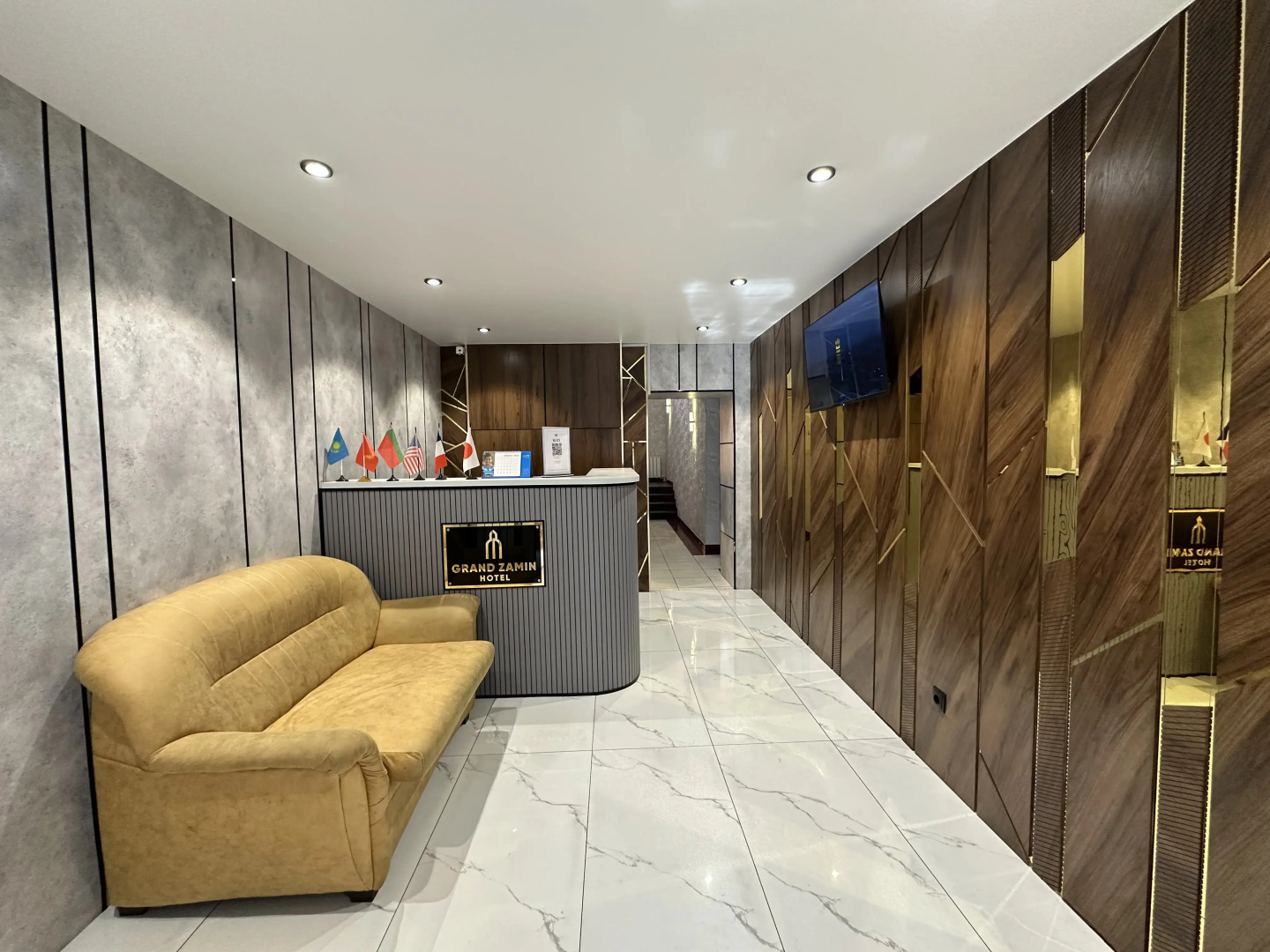 Отель Grand Zamin Hotel