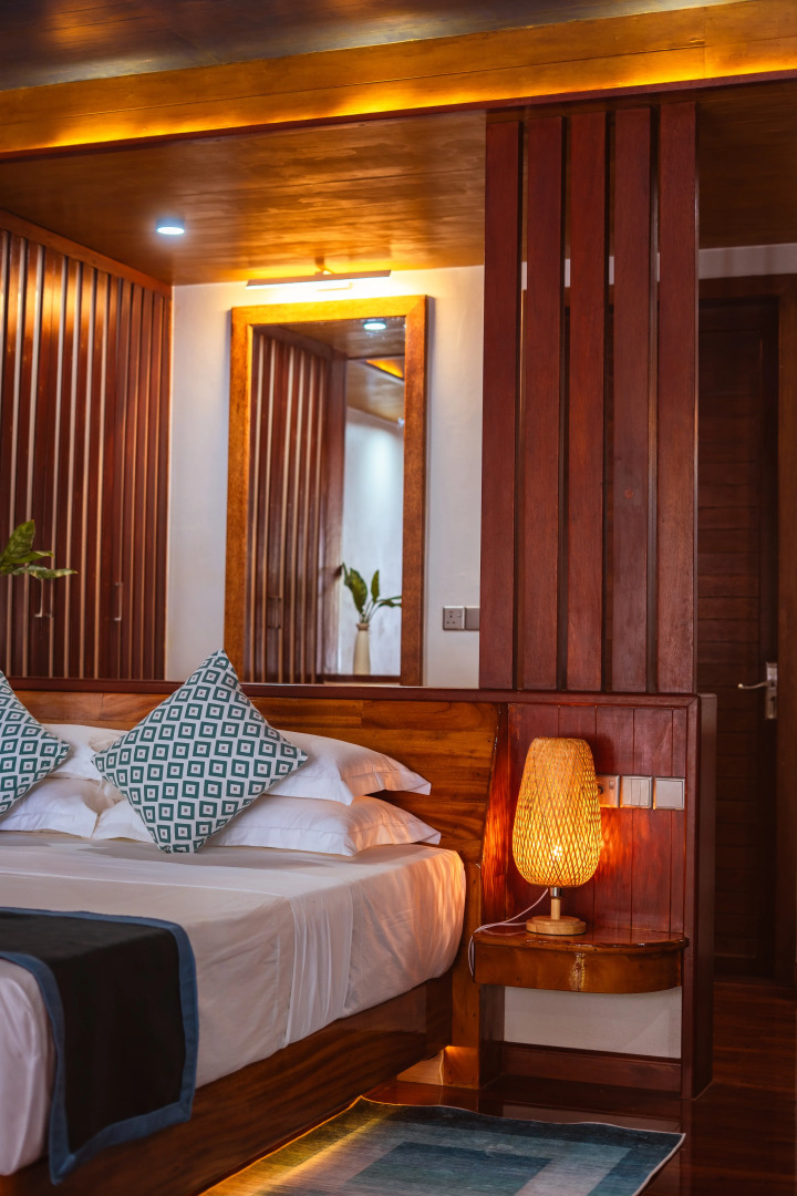 Отель Island Luxury Retreat Maalhos