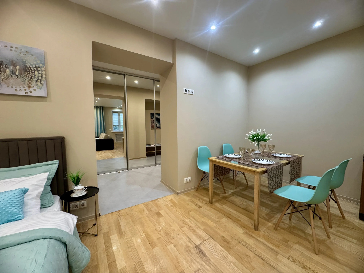 Апартаменты студия на бульваре Радищева 29