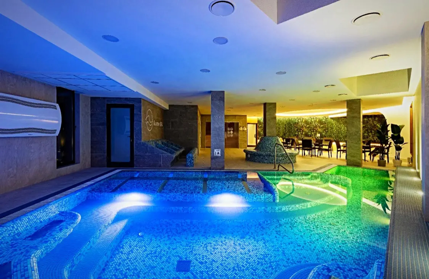 Апартаменты Уютные Кристал