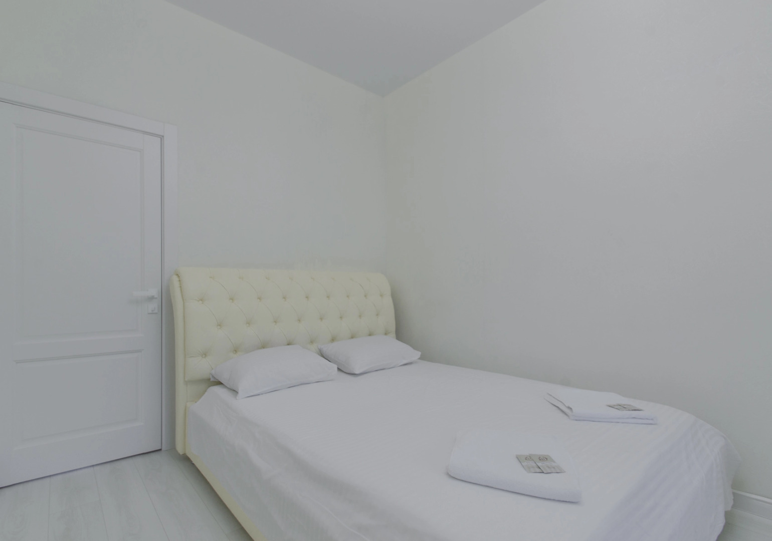 Апартаменты 4 комнатная на заливе