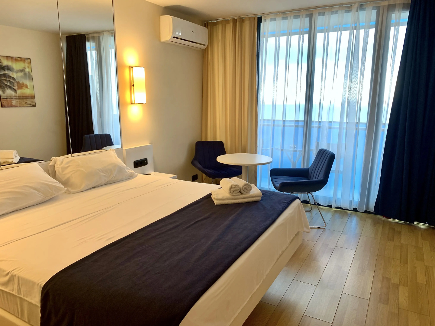 Апартаменты Panorama Orbi City Life