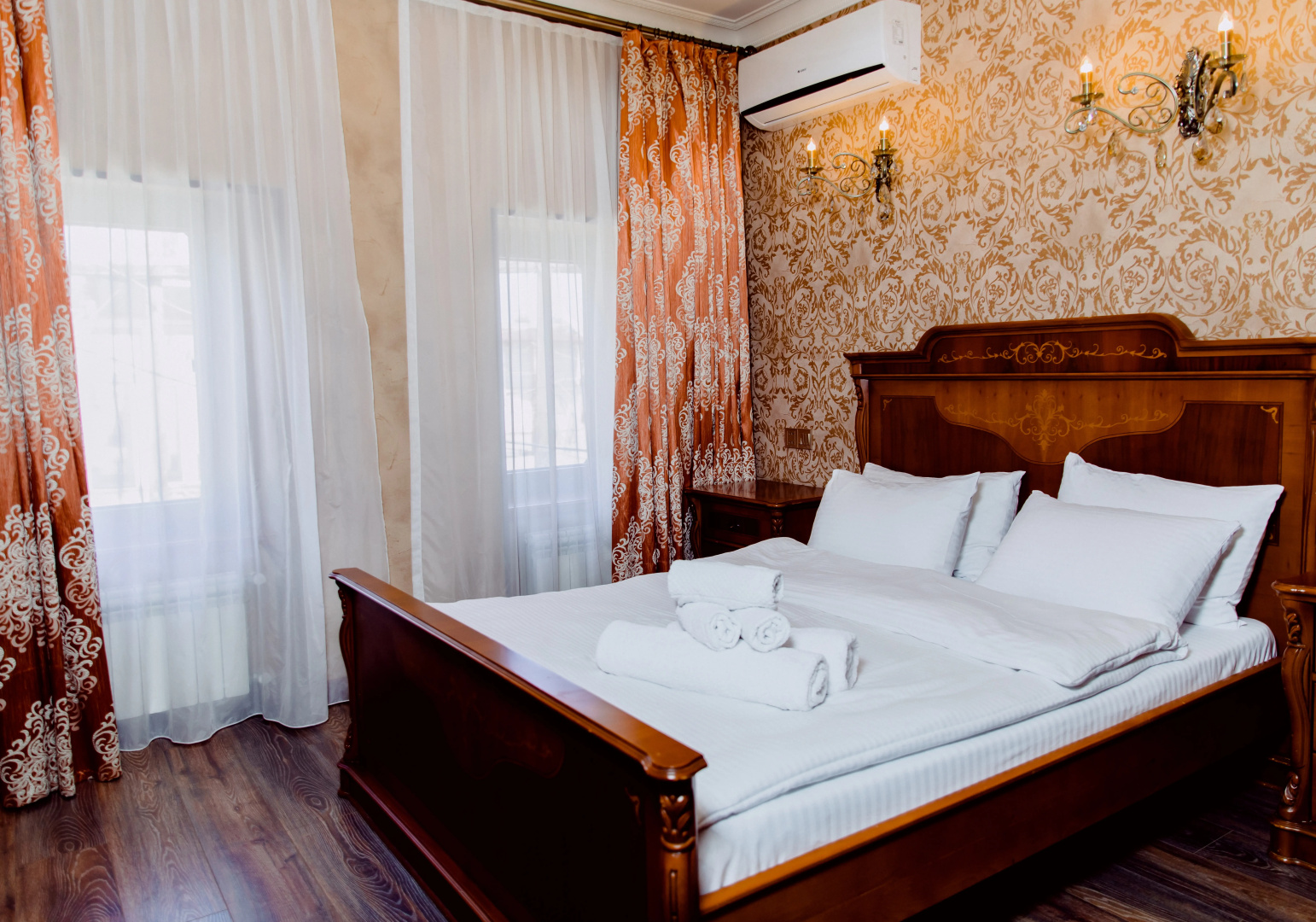 Royal Antique Boutique Hotel