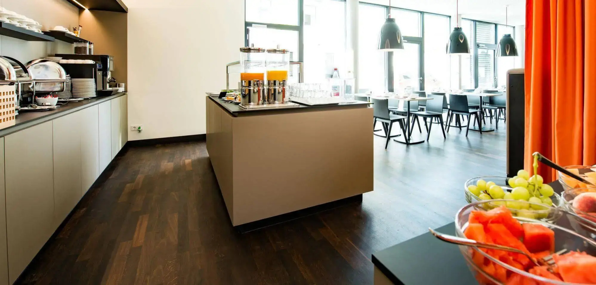 Отель SevenDays BoardingHouse