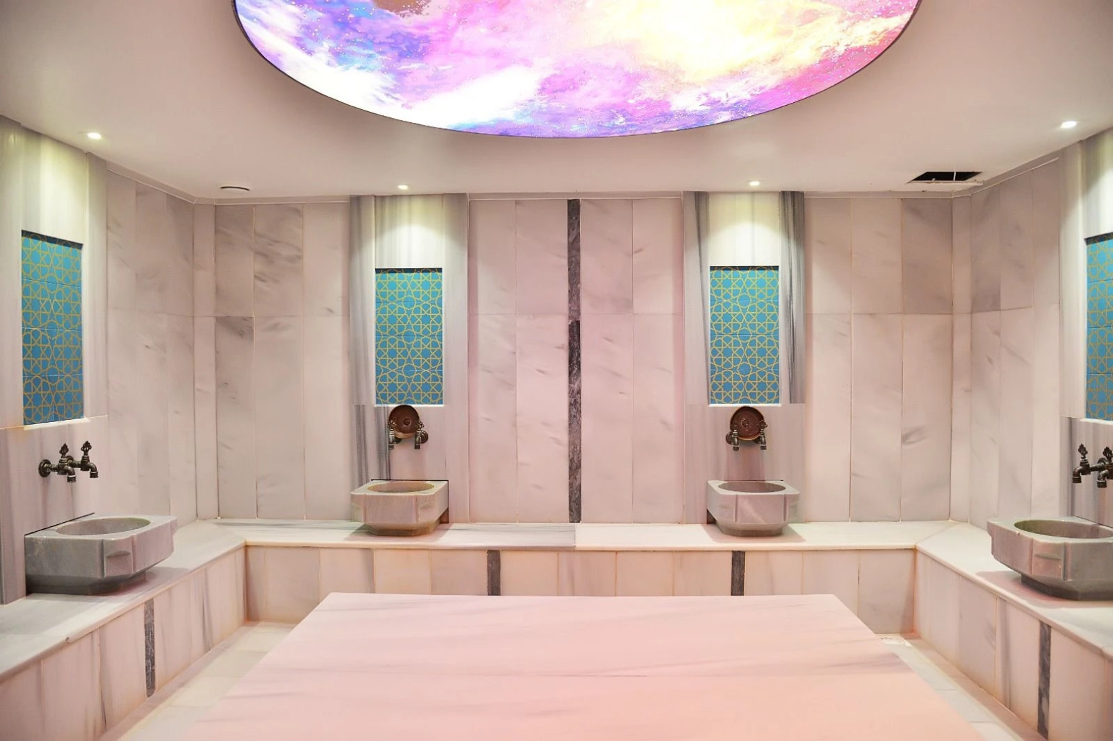 Отель The Bostanci