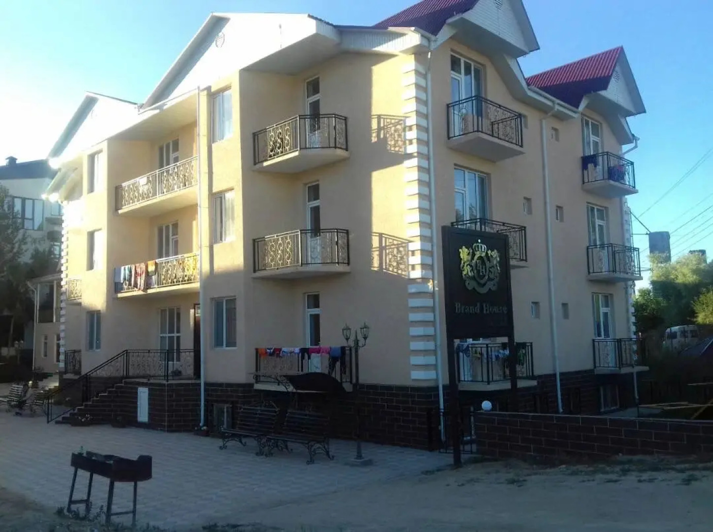 Отель BrandHouse