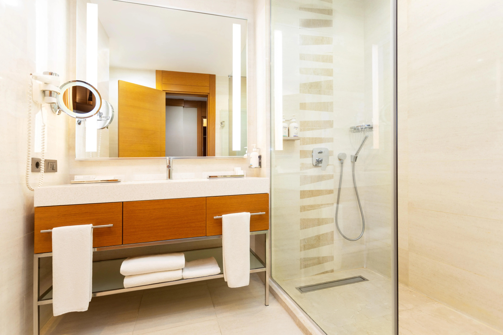 Отель Holiday Inn Baku