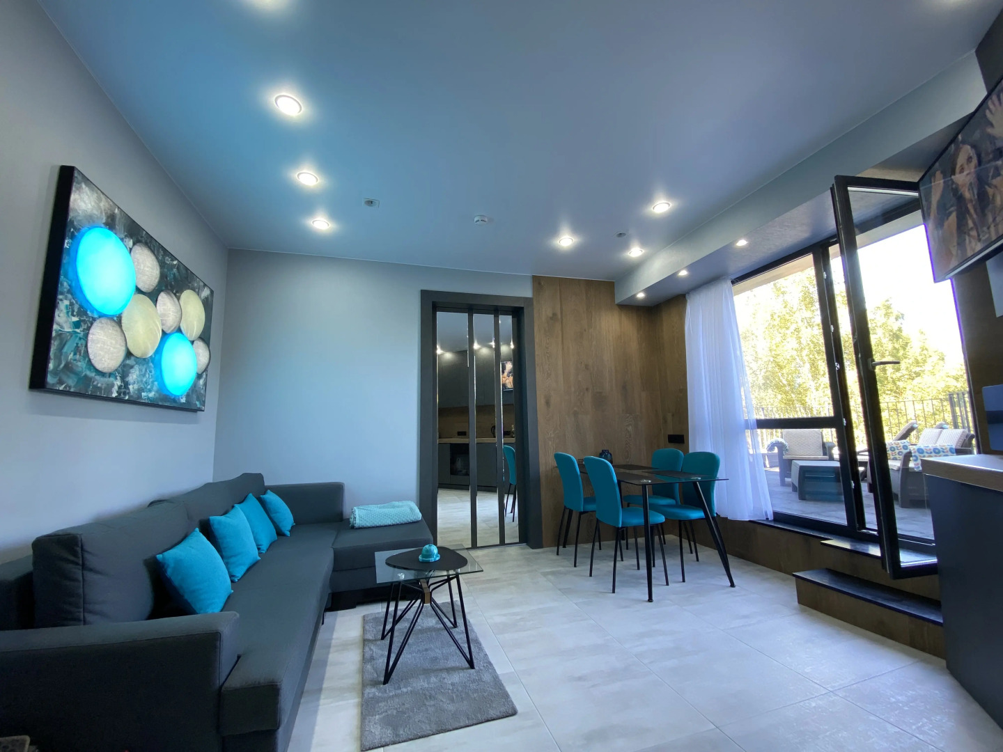 Апартаменты Морское шале с террасой в Kristall Hotel & Spa