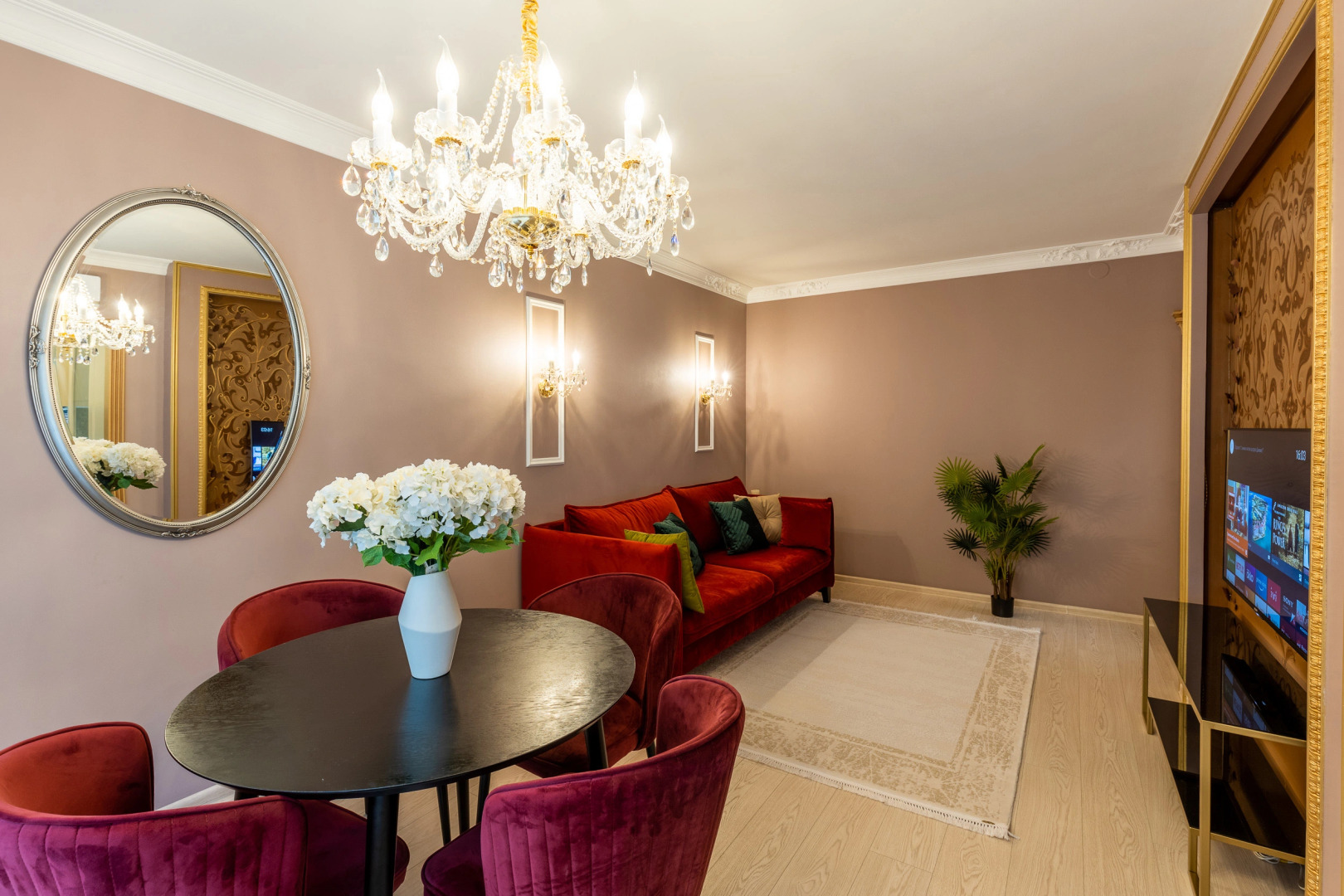 Апартаменты Favorite apartment Мельникайте 5