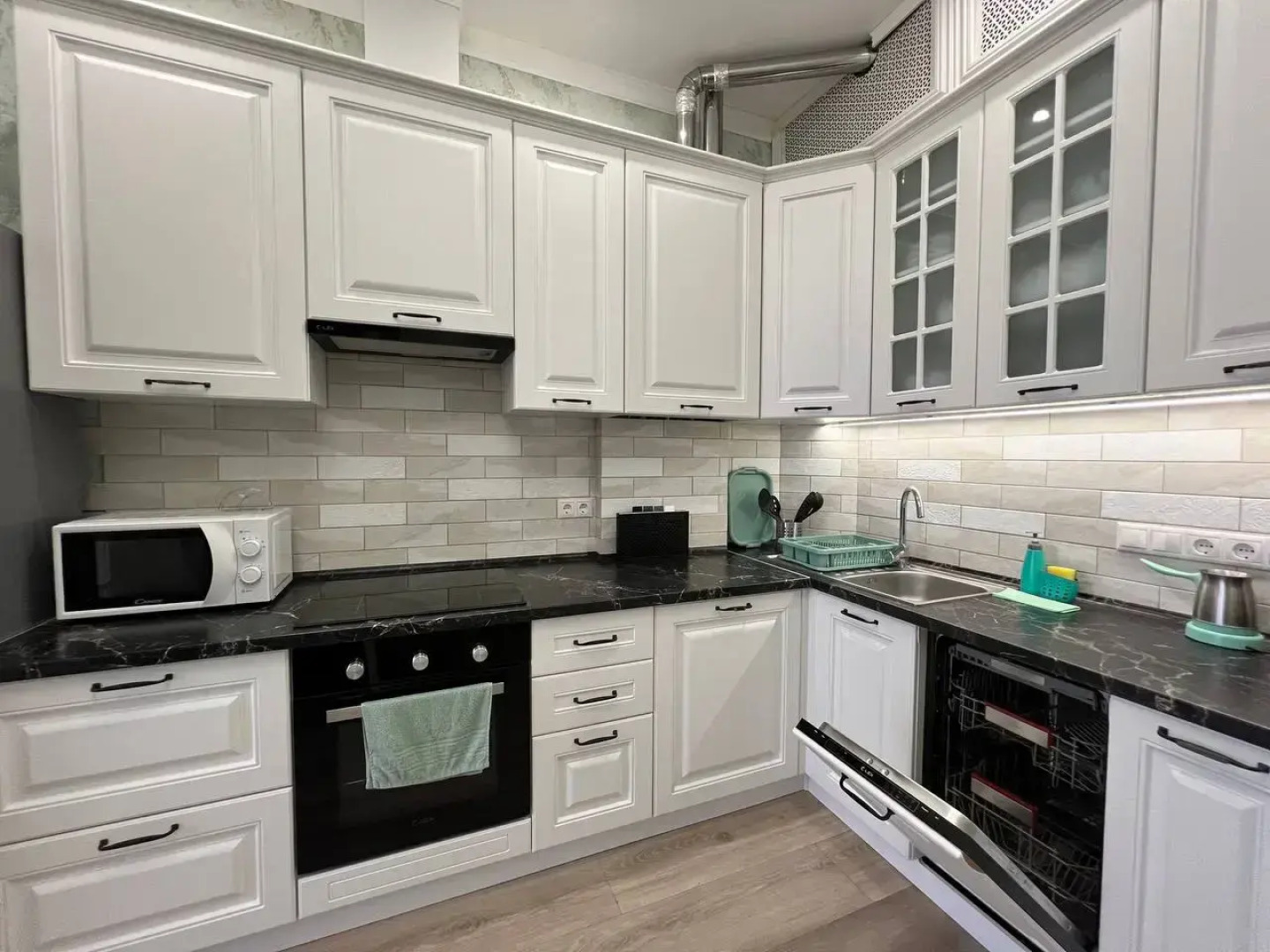 Квартира двухкомнатная Крымская 22