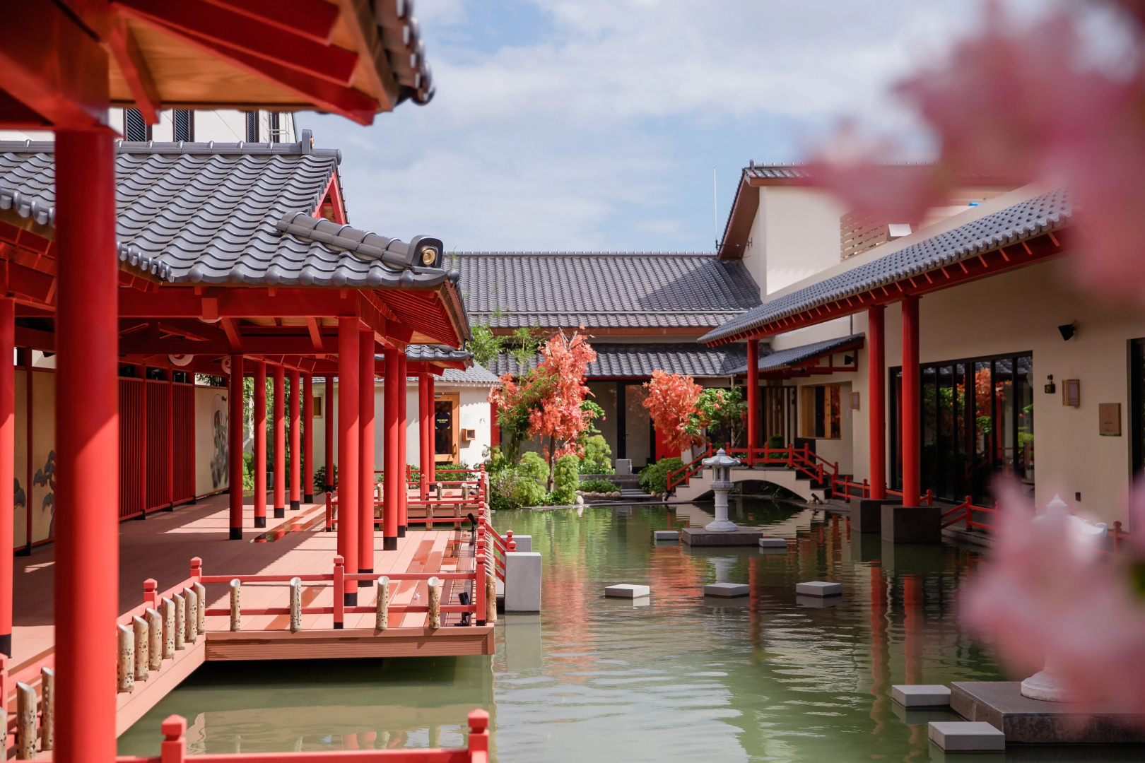 Курортный отель Da Nang  Mikazuki Japanese Resorts and Spa