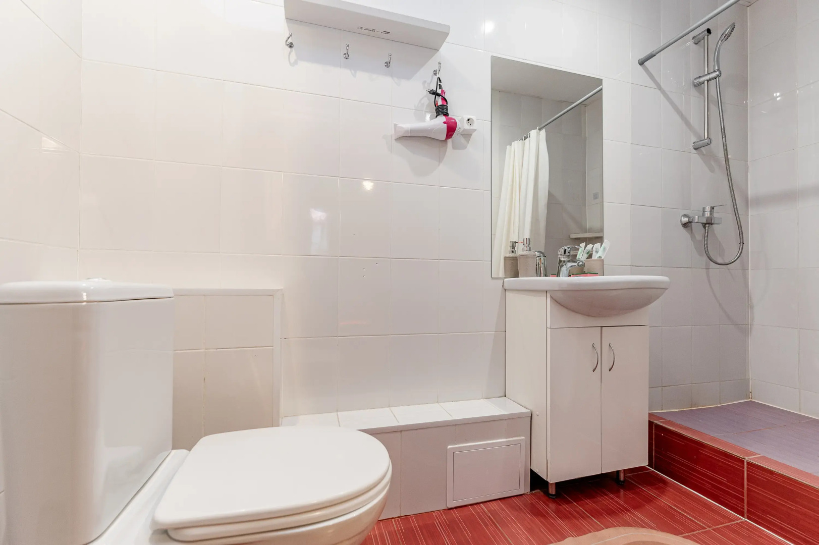 Апартаменты Жуковского 10 с 2