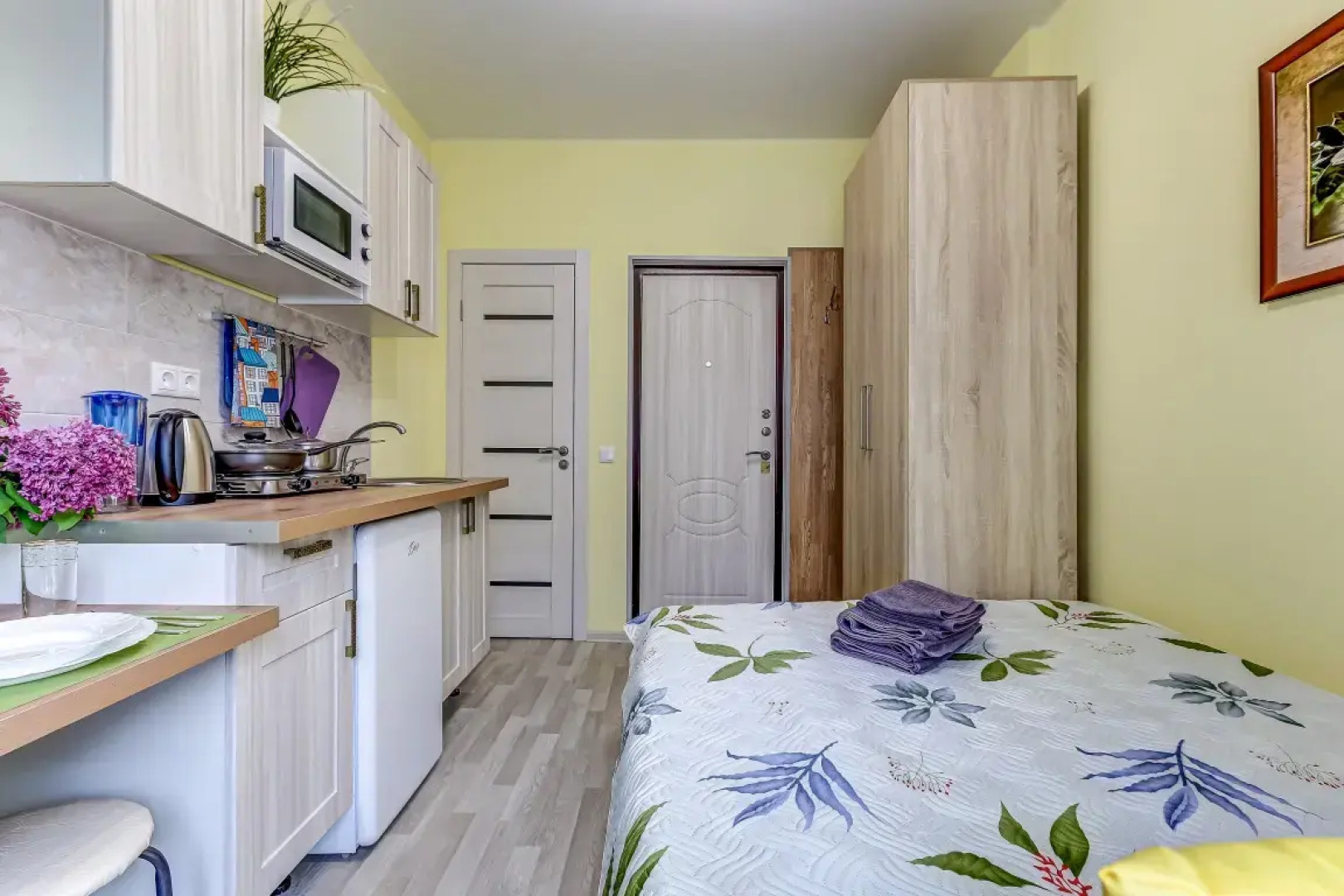 Апартаменты 1 на Обводном Канале (ОК1)