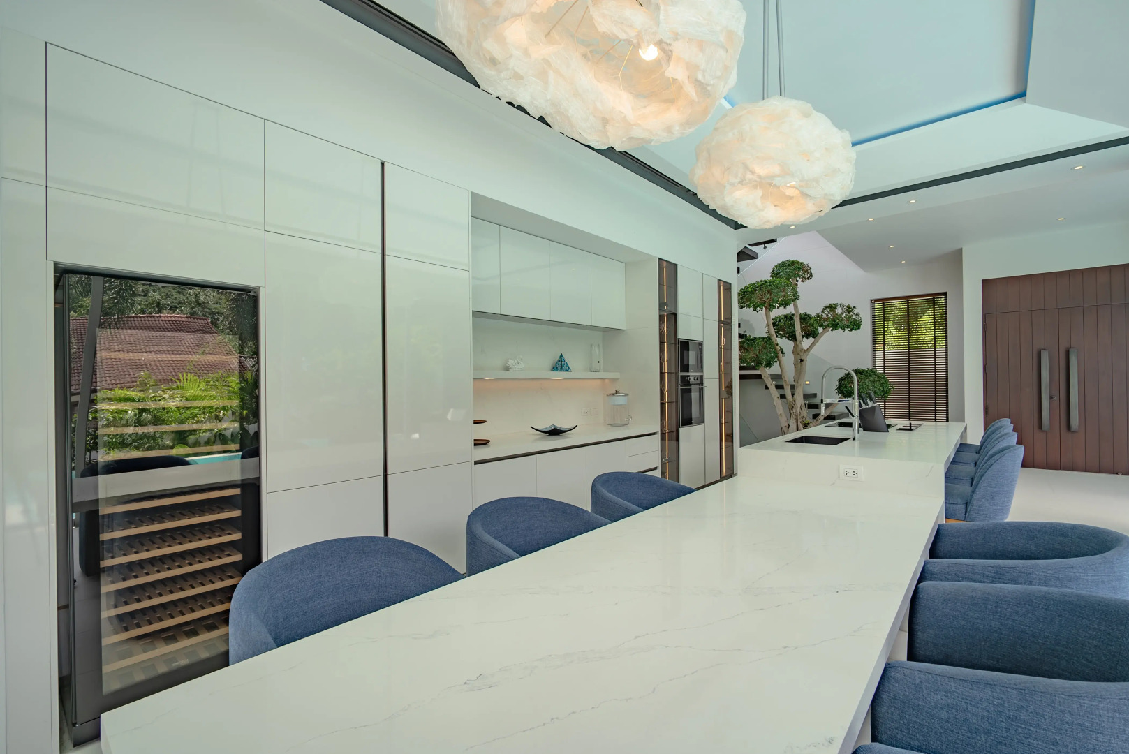 Вилла Luxury Infinity Pool Villa in Nai Harn