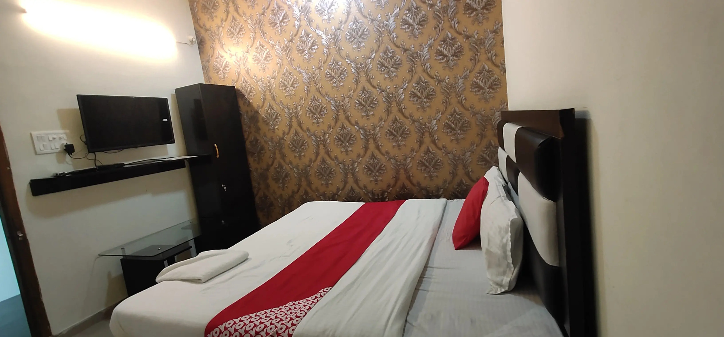 Отель Happy stay inn