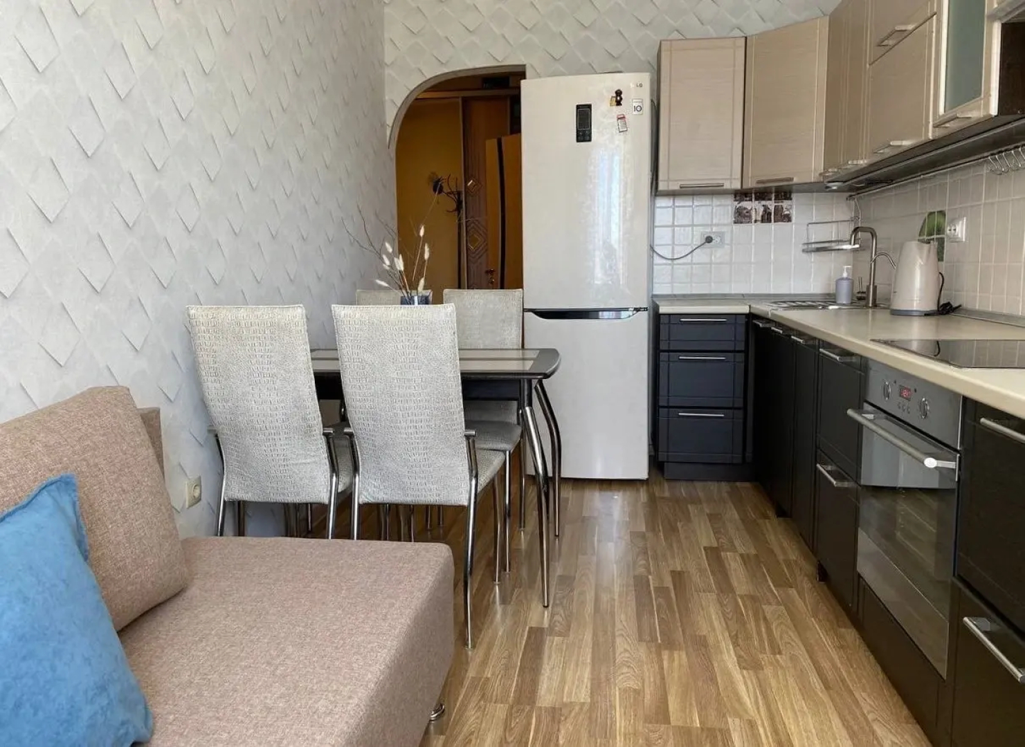 Квартира АпартКазань16 на улице Адоратского 3Б