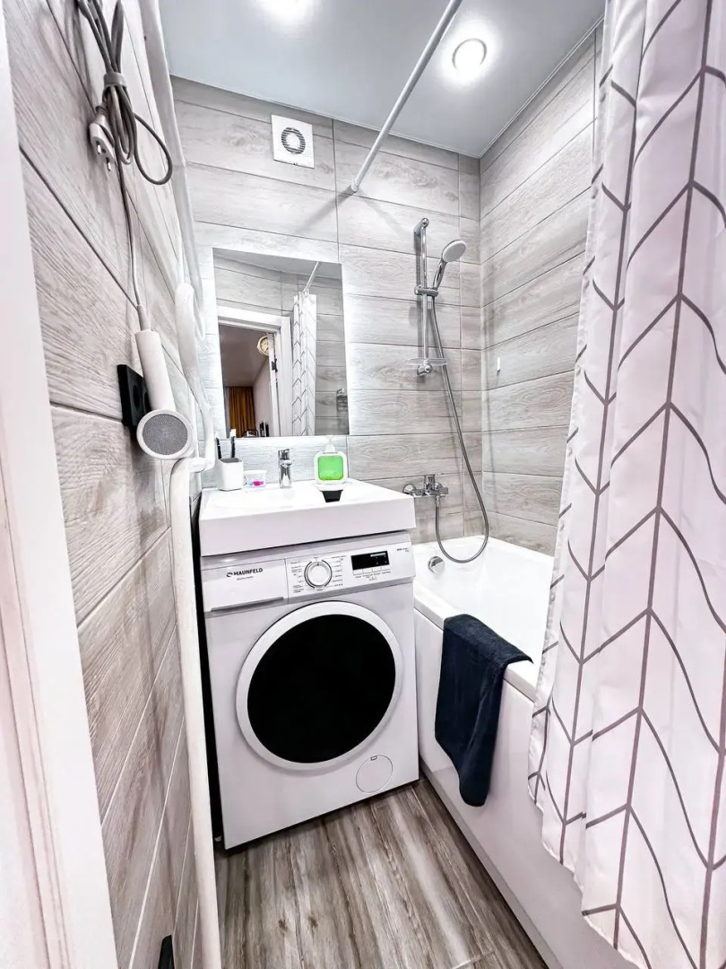 Квартира двухкомнатная в Кировске на Ленина 22 сеть Как дома