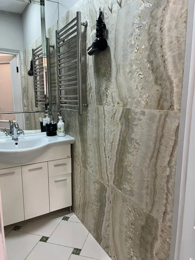 Квартира M.O.O.N APARTMENTS  Толе би Тулебаева кв 8 Центр