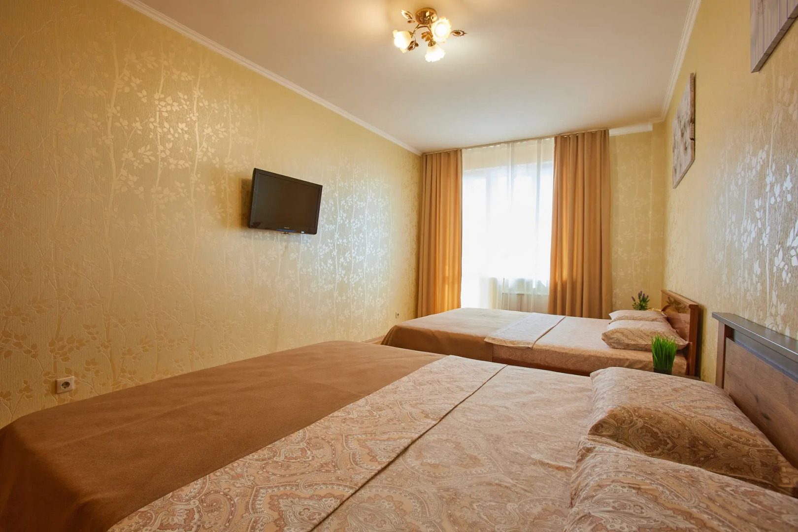 Апартаменты Большая квартира с видом на Волгу