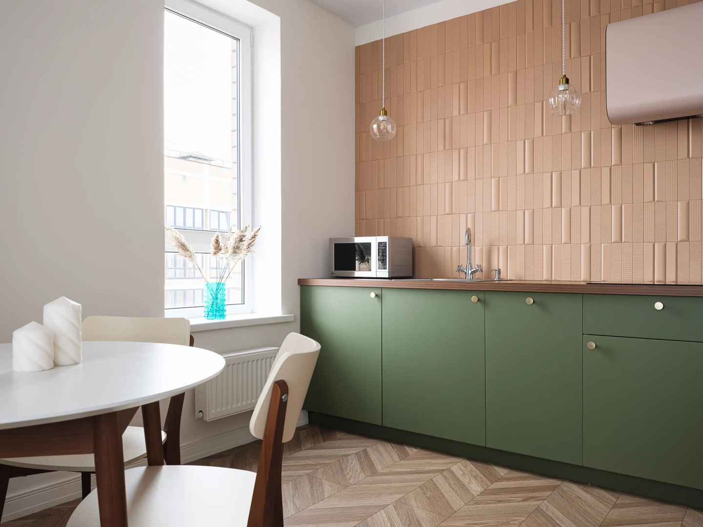 Апартаменты на 16 этаже с видом на парк Галицкого