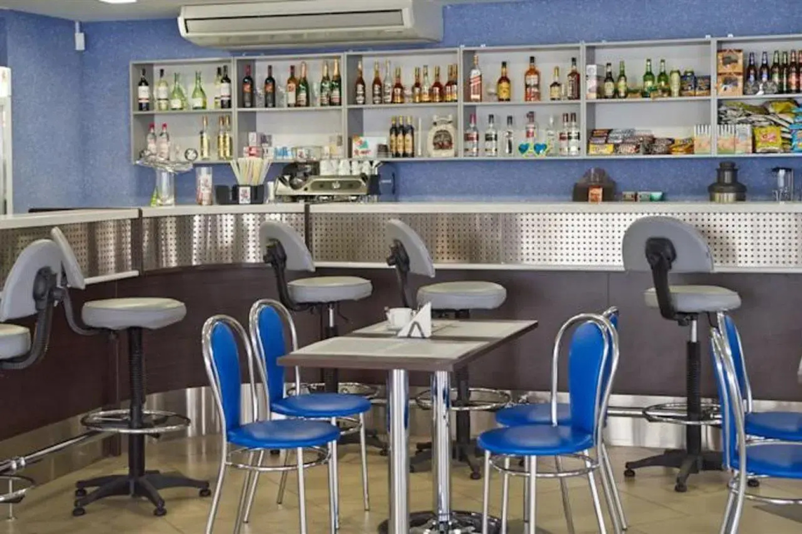 Отель Ист Тайм TGB