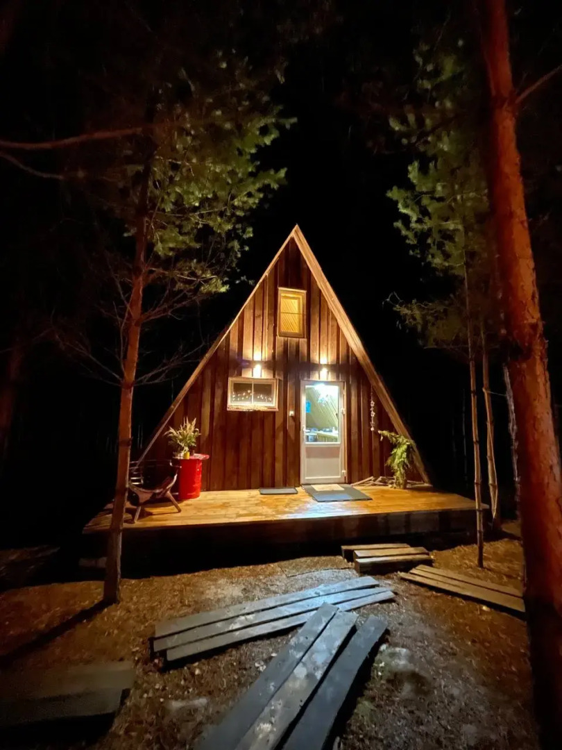 Частный Дом О, Дни в Лесу