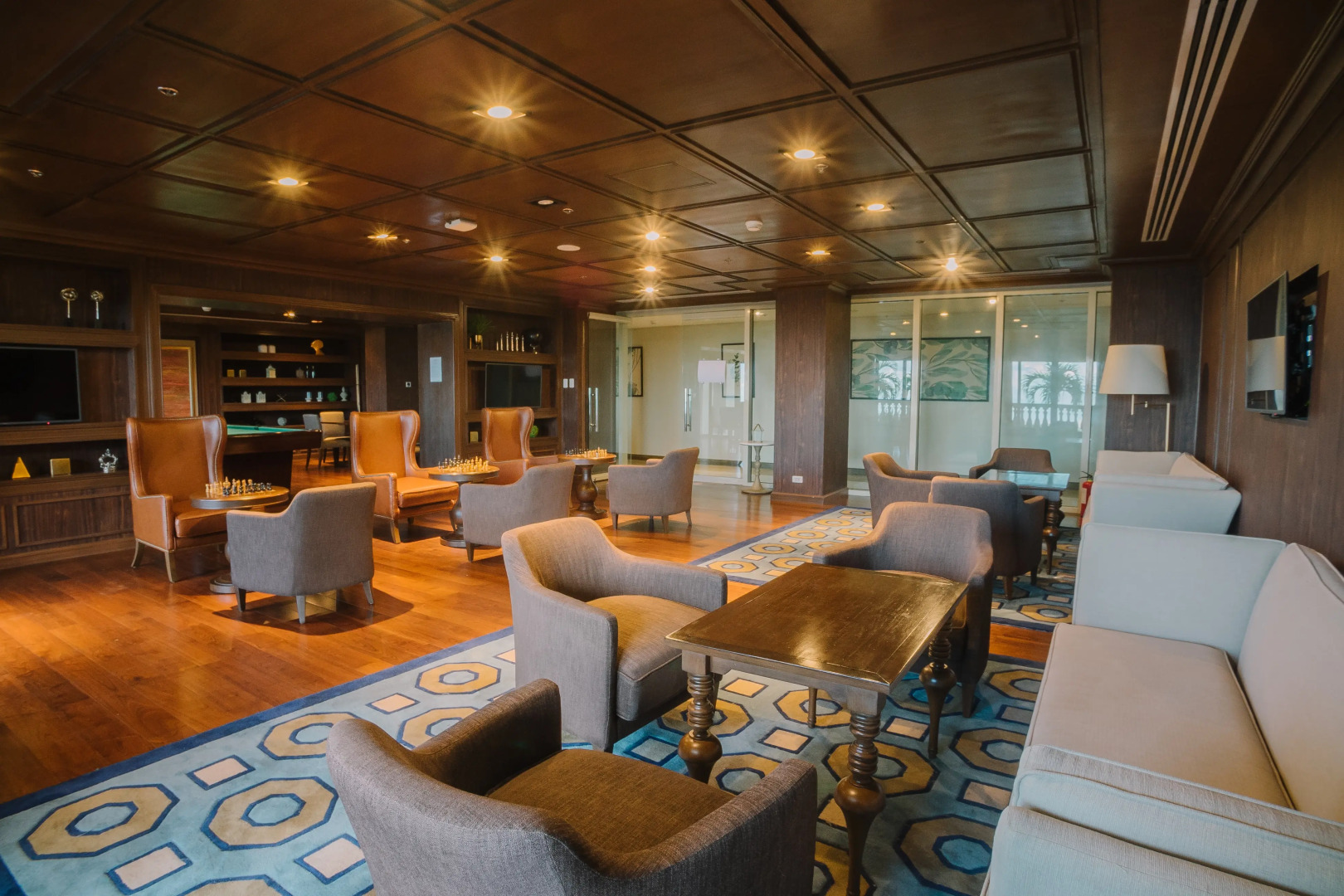 Отель Twin Lakes Hotel Tagaytay