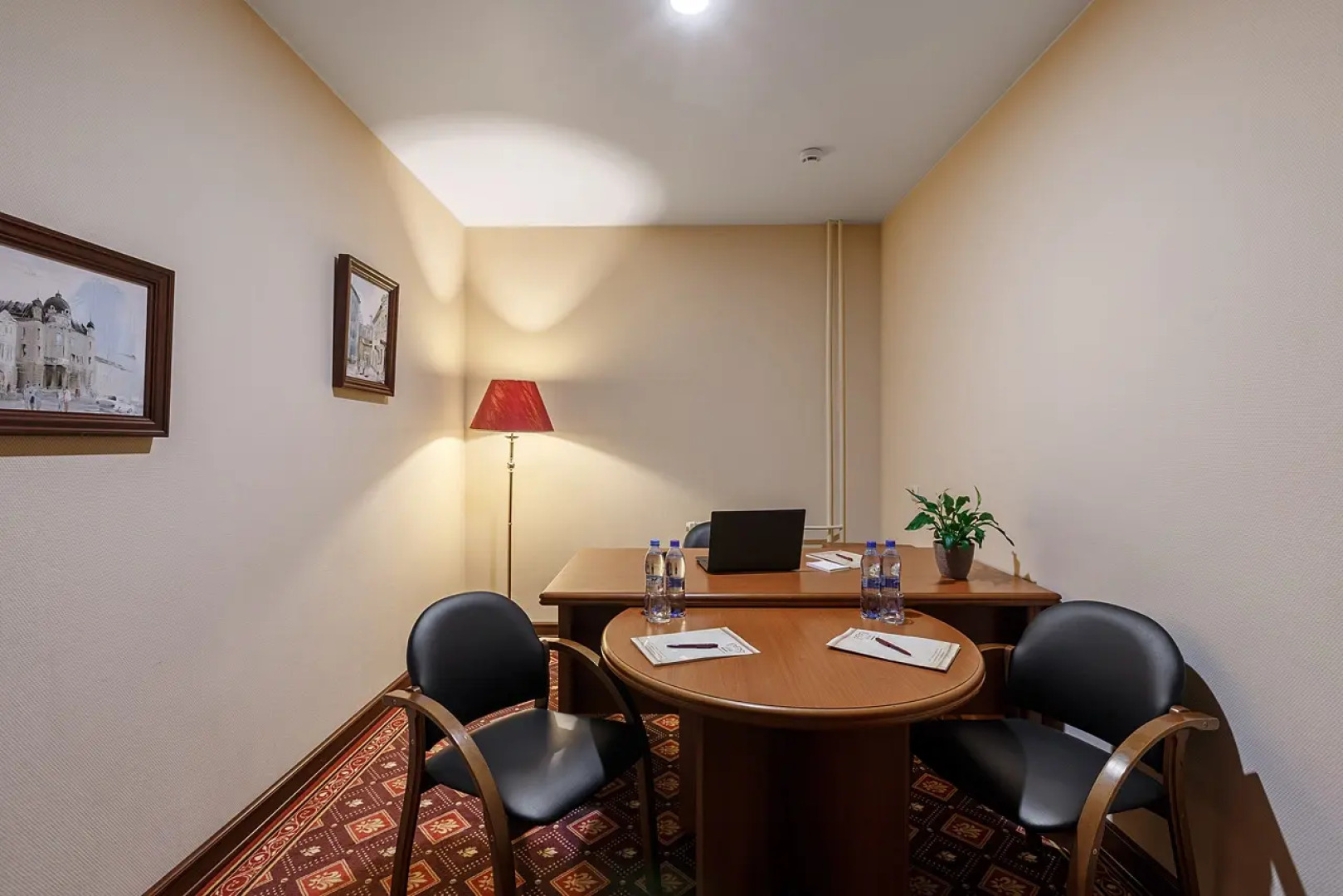 Клуб Отель Корона