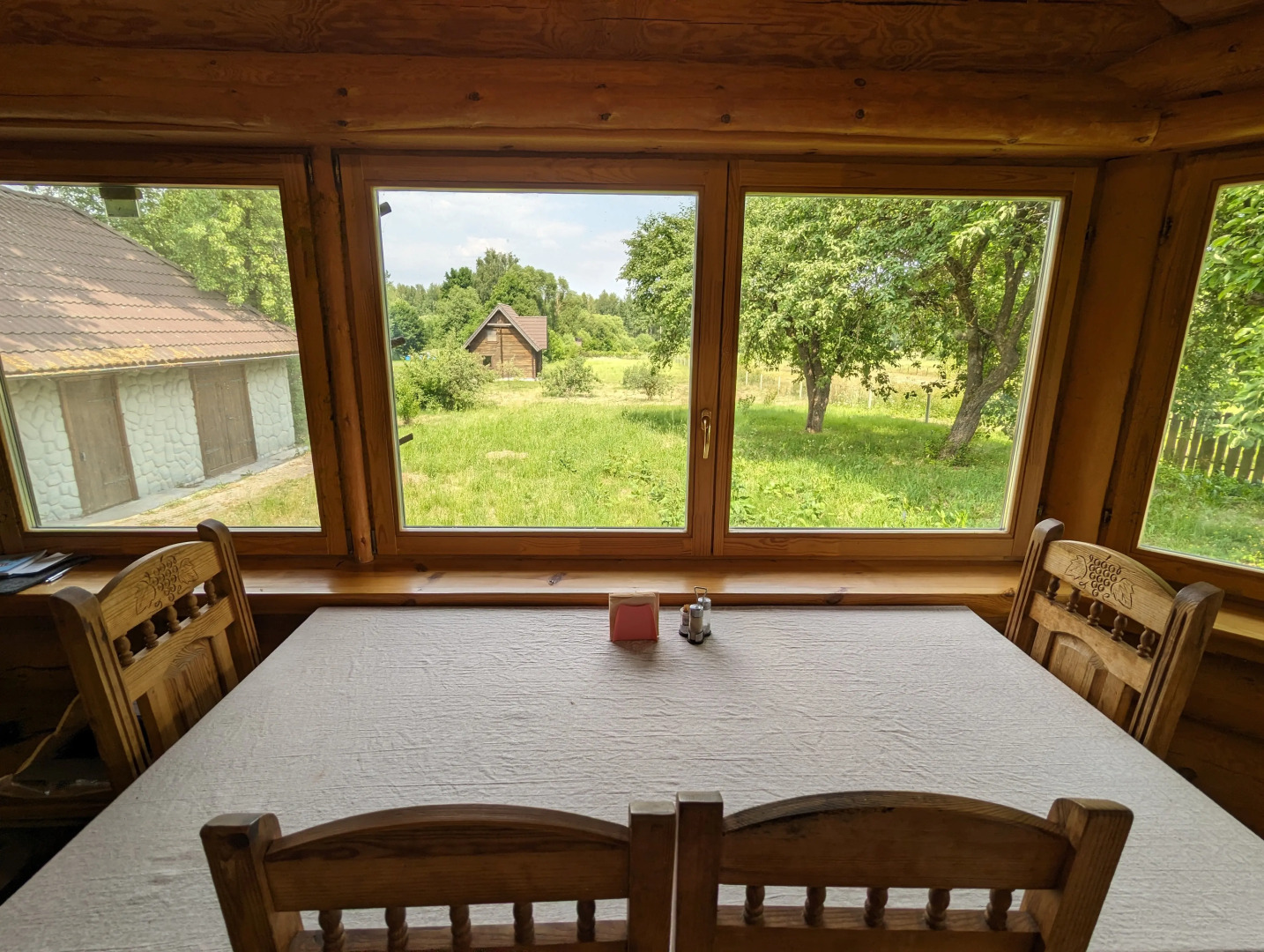 Частный дом на берегу озера Нарочь