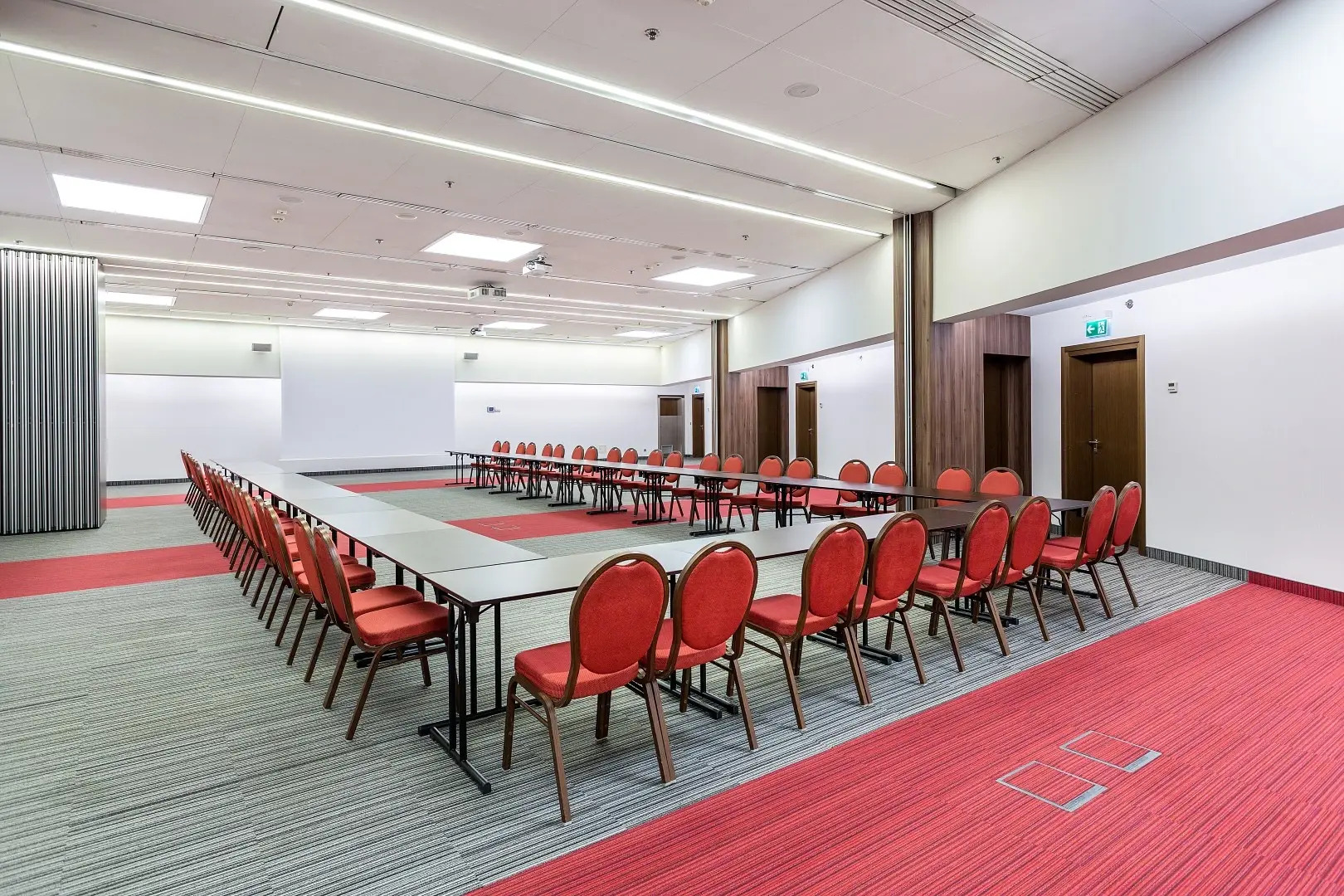 Отель Qubus Bielsko-Biala