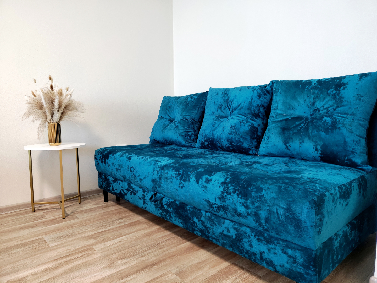 Квартира с Видом на Реку