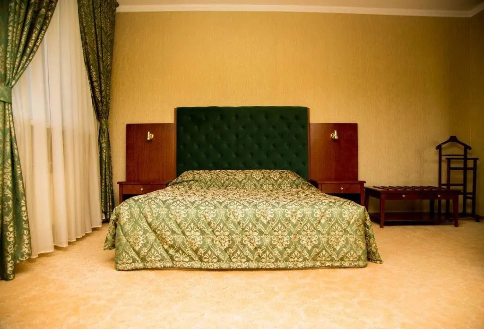 Отель Nomad Palace