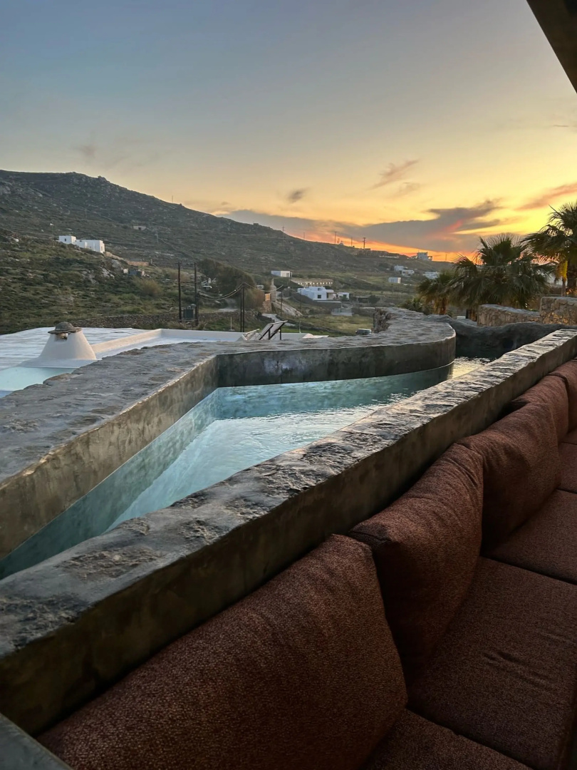 Отель Ftelia Black Villas