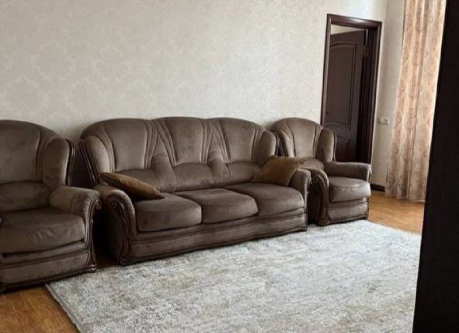 Квартира у набережной