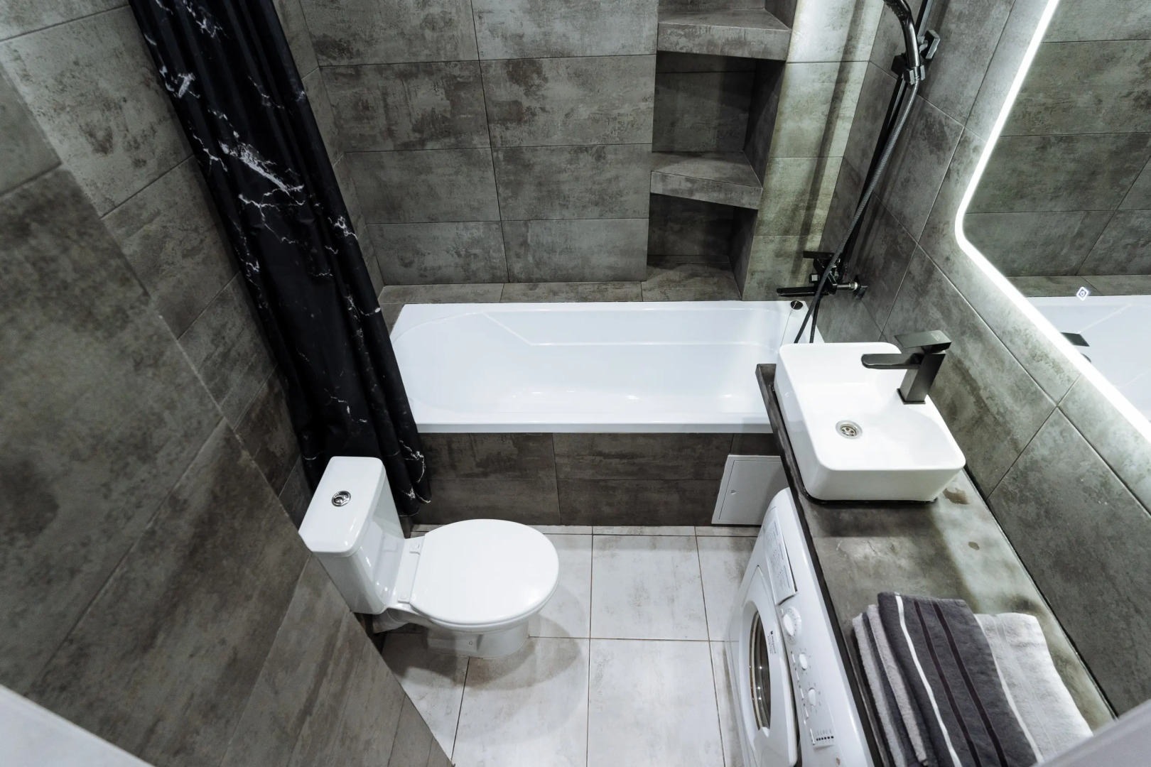 Квартира Уютная студия с дизайнерским ремонтом