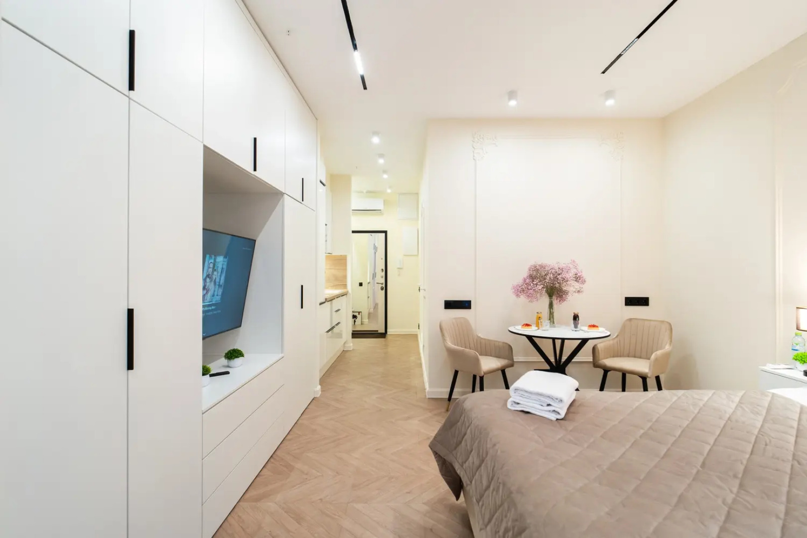 Апартаменты Lalapart Elegance 32 м элегантности в ЖК Лайнер