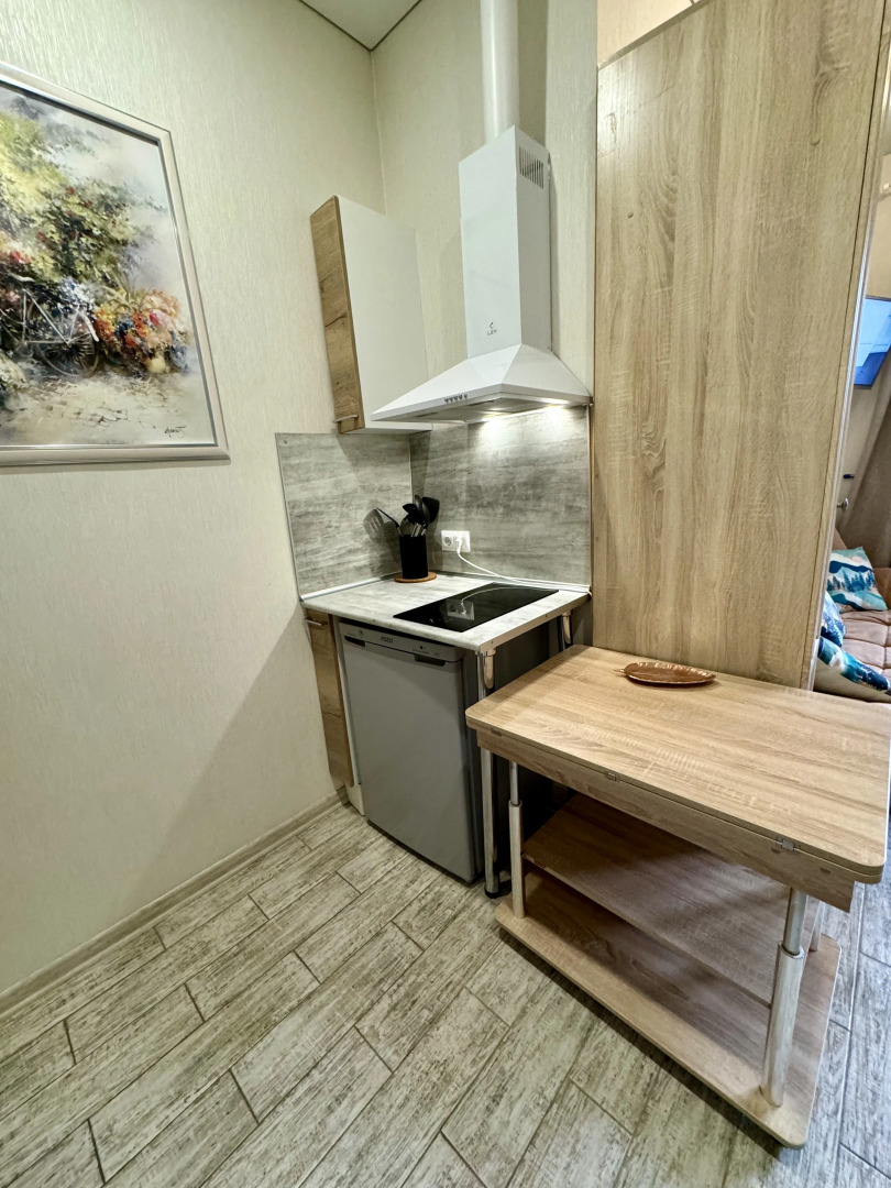 Квартира Студия с балконом напротив ТЦ Горки Город