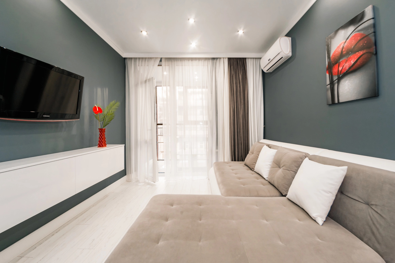 Апартаменты Премиум студия Метеора B-Flats