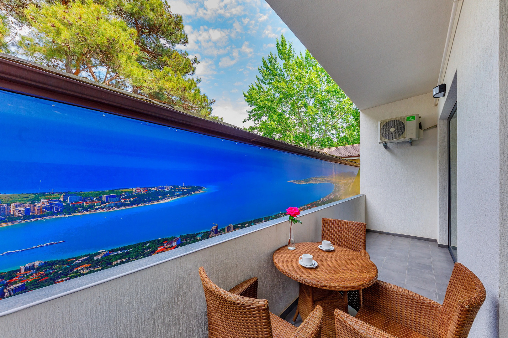 Отель Лермонт